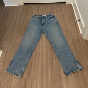 A&F Ultra High Rise 90s Straight Jean w/ Vent Hem